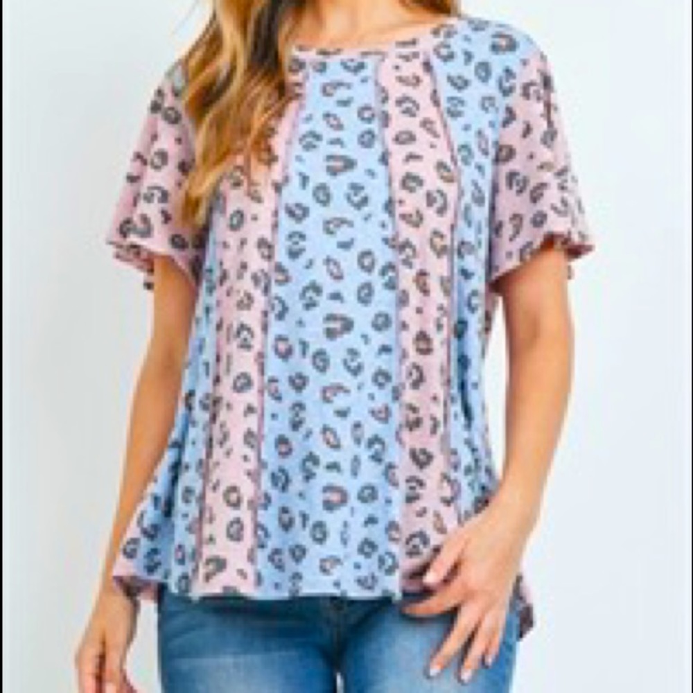 Rainbow Animal Sleeve Top